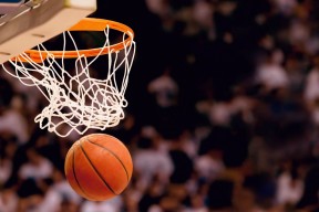 国际足联转播权拍卖-双重乱局，西亚卡姆绝杀新规引热议，利物浦争议持续升级
